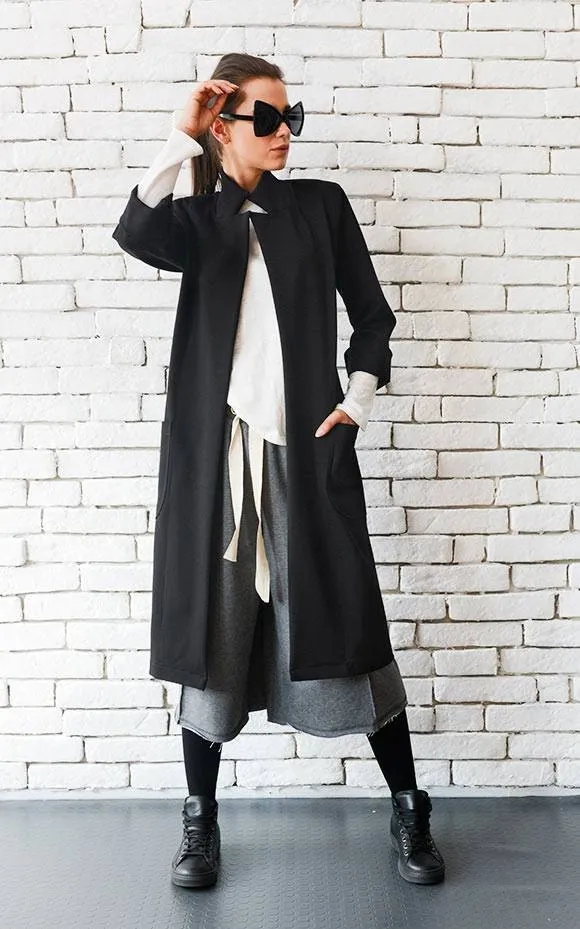 Black Loose Coat