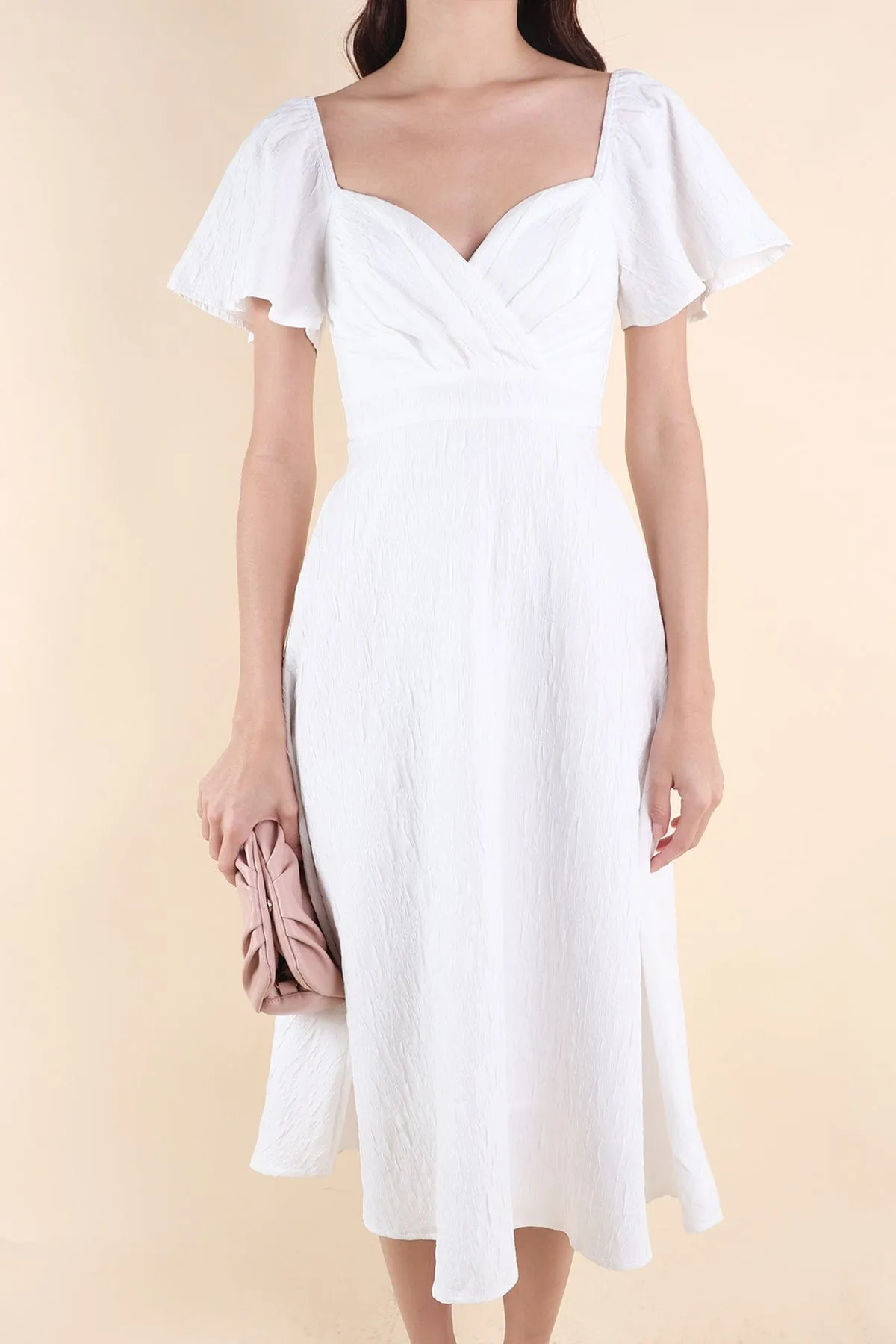 FIORA SLEEVE MIDAXI DRESS IN WHITE