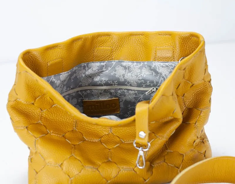 Helon clutch - Handwoven yellow leather