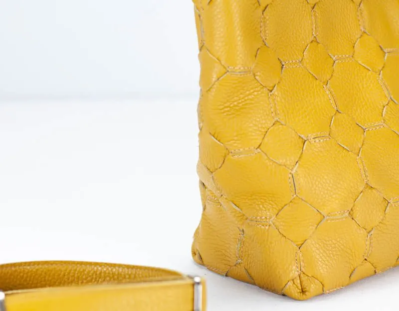 Helon clutch - Handwoven yellow leather