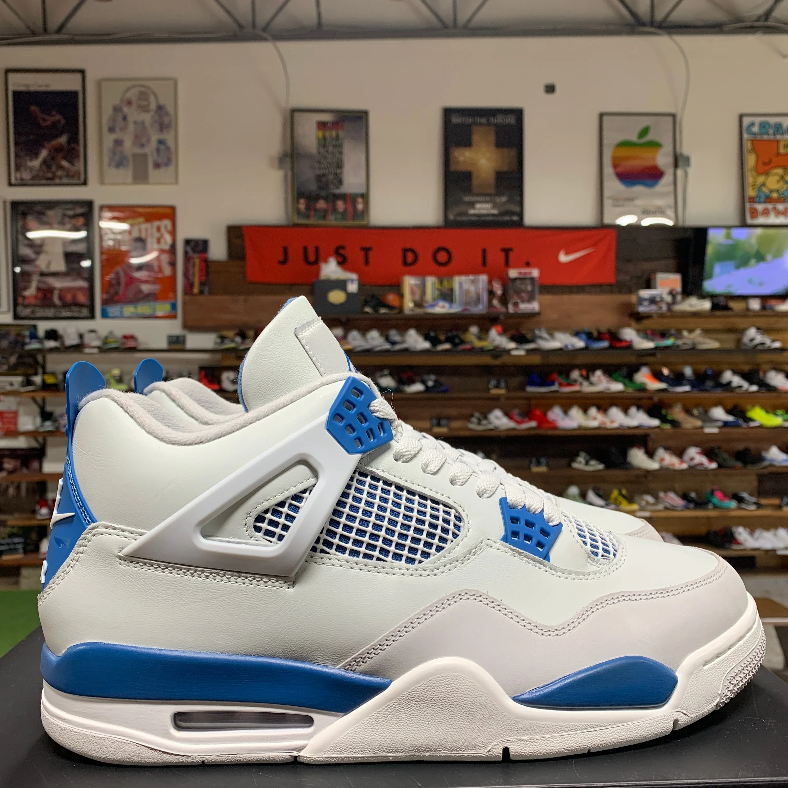 Jordan 4 'Military Blue' Size 12